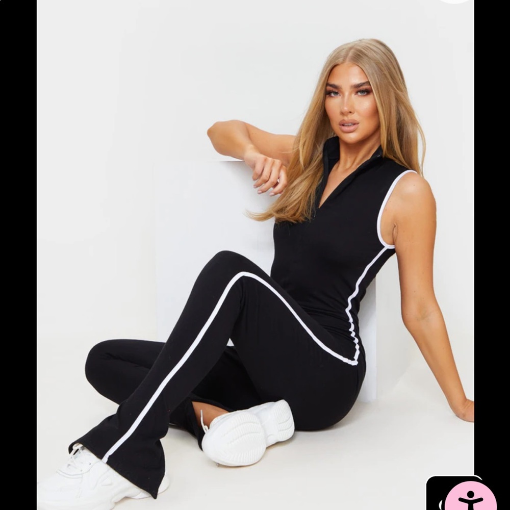 White Zip Detail Sports Stripe Sleeveless
Jumpsuit